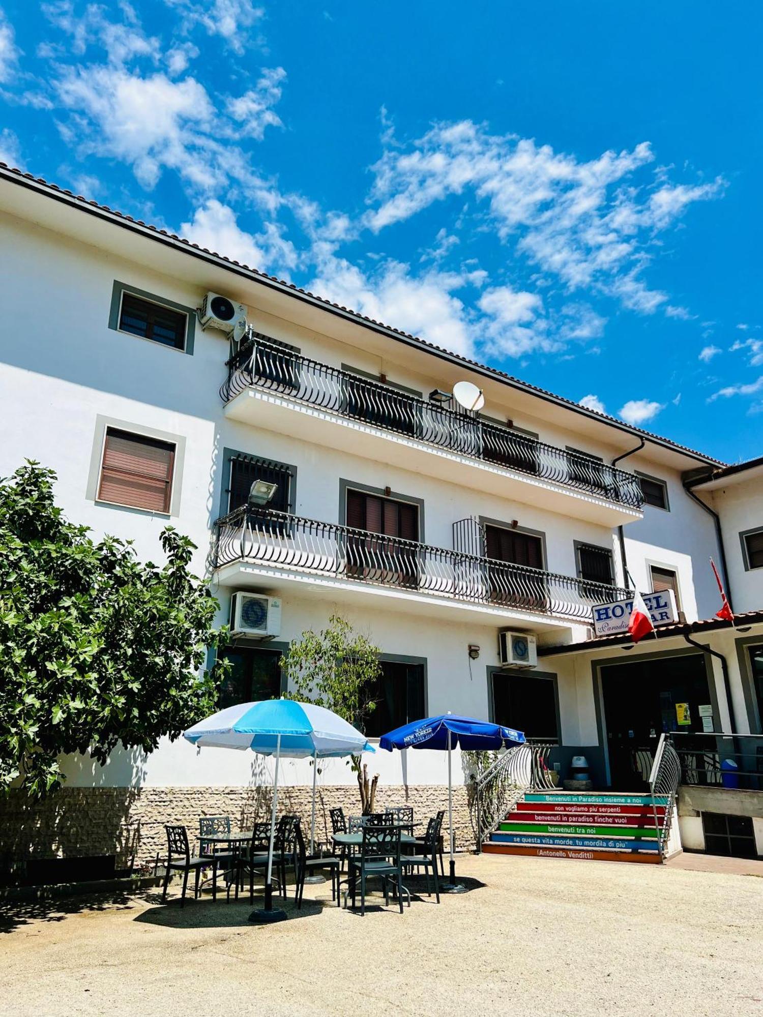 Hotel Paradiso تشلانو المظهر الخارجي الصورة